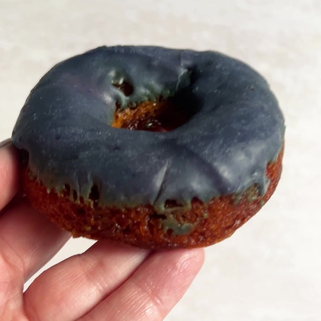 Frosted Blueberry Donuts, 8pack